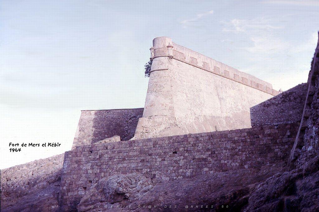 MERS EL KEBIR B LES EPERRONS DU FORT SAINT ANDRE 1964.JPG